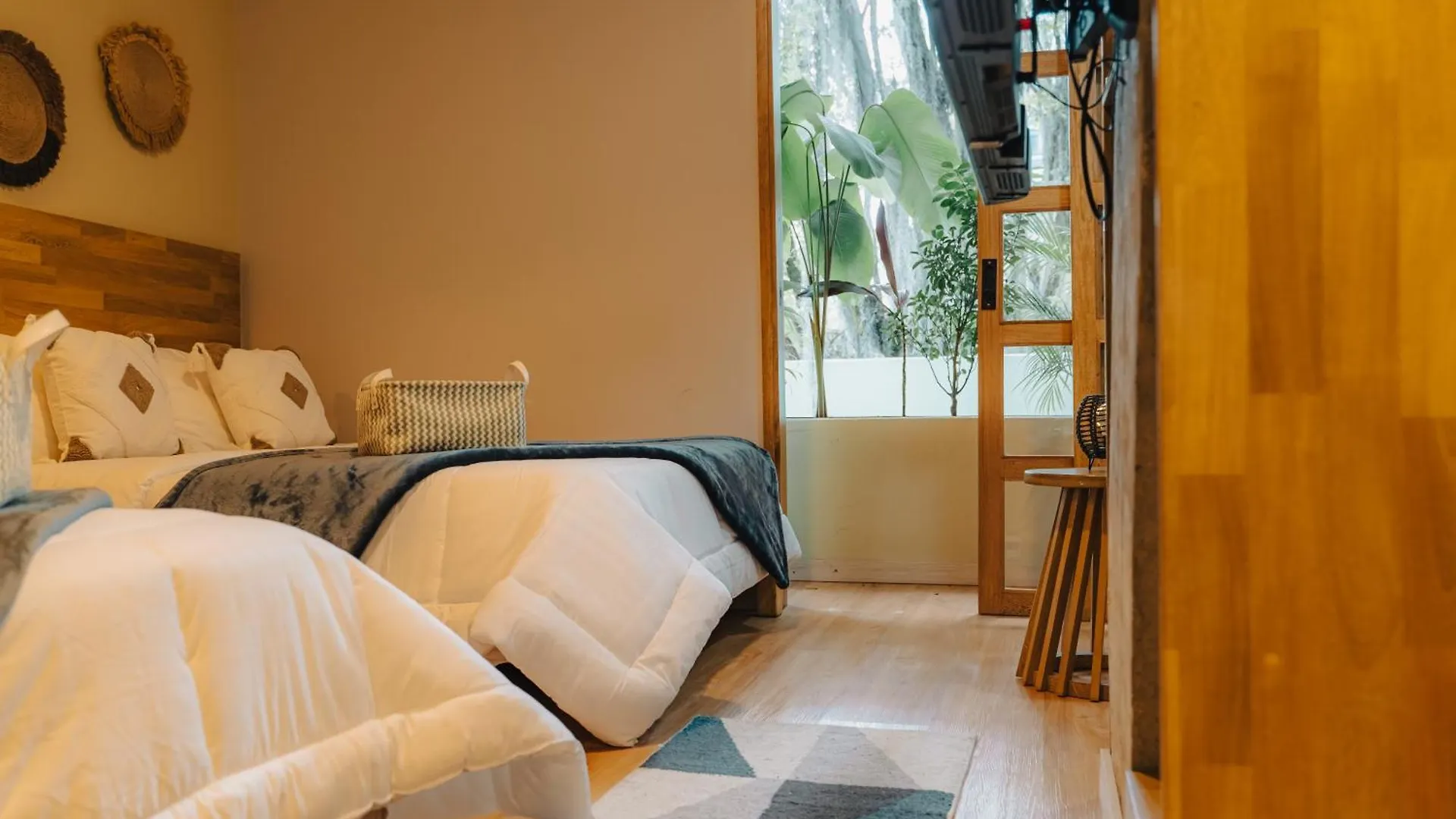 Poblado Muuk Hotel Boutique Campestre Medellin 4*,